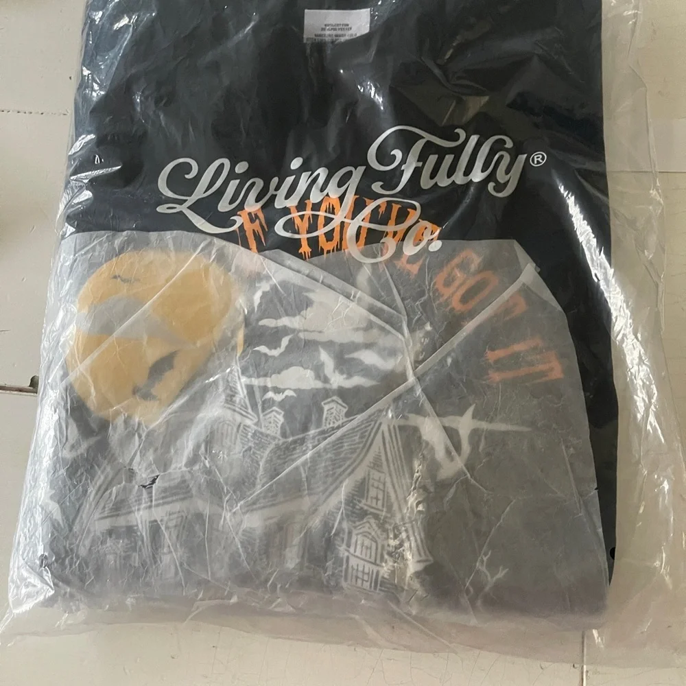 Living fully Mallory Ervin sweatshirt large - Picture 2 of 2